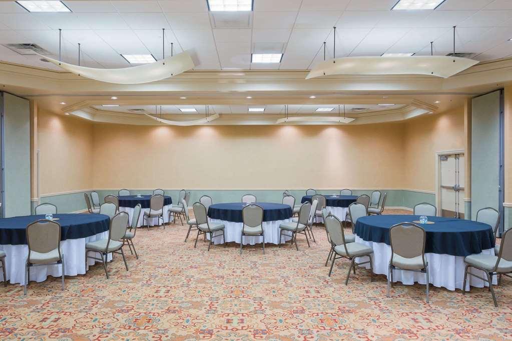 Midtown Garden Inn Феникс Удобства фото