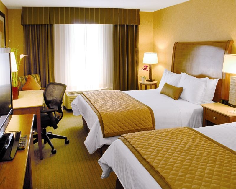 Midtown Garden Inn Феникс Экстерьер фото