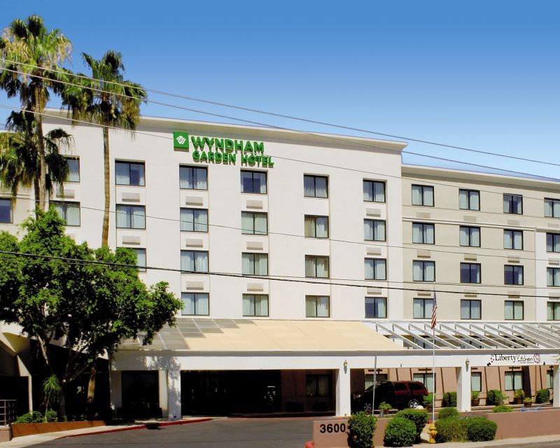 Midtown Garden Inn Феникс Экстерьер фото
